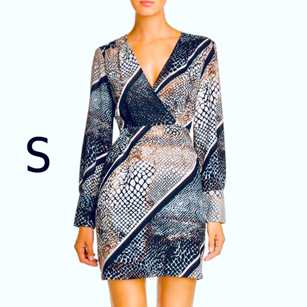NWT (S) VERO MODA snakeskin print diagonal stripe black white brown v neck open